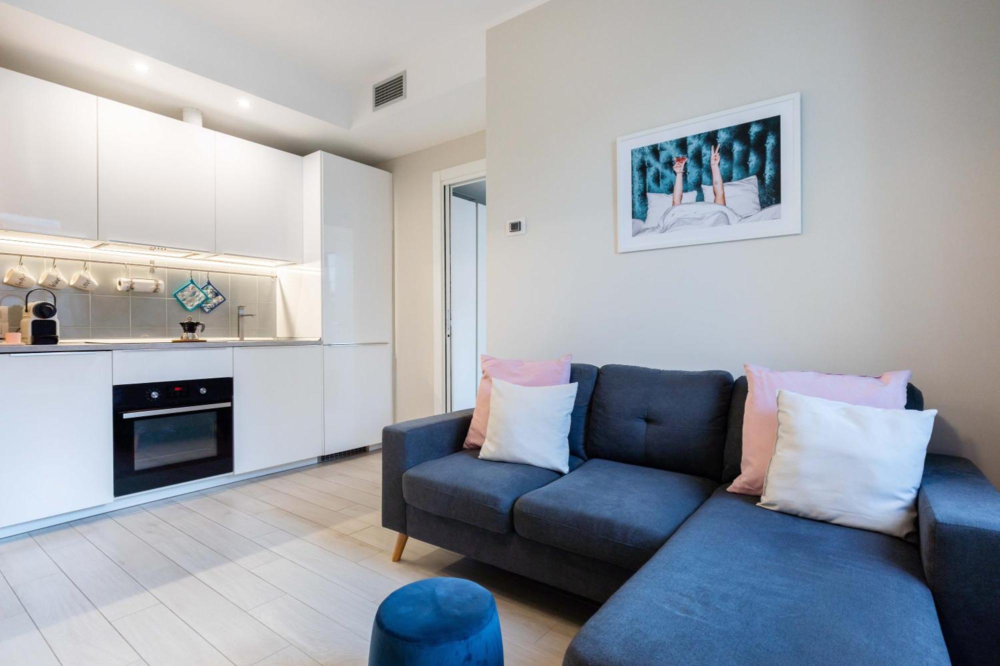 Luxury Apartment - Free Private - Parking Maestri Campionesi 16 Mediolan Zewnętrze zdjęcie