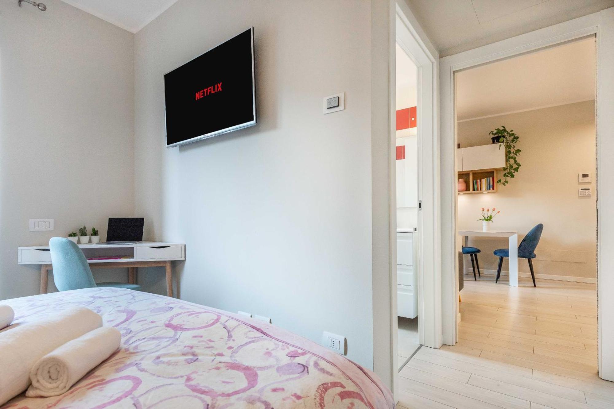 Luxury Apartment - Free Private - Parking Maestri Campionesi 16 Mediolan Zewnętrze zdjęcie